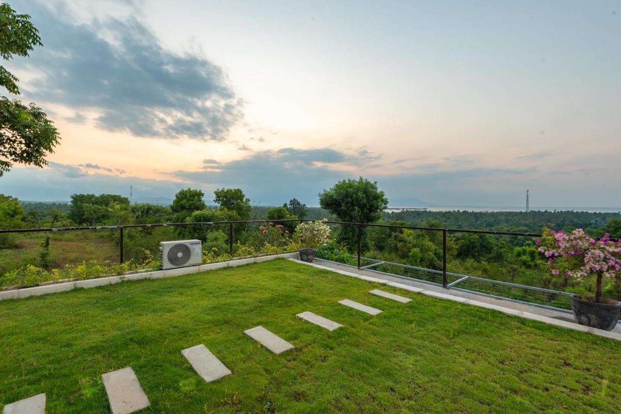 Villa Ambara Sumberkima 반유웨당 외부 사진